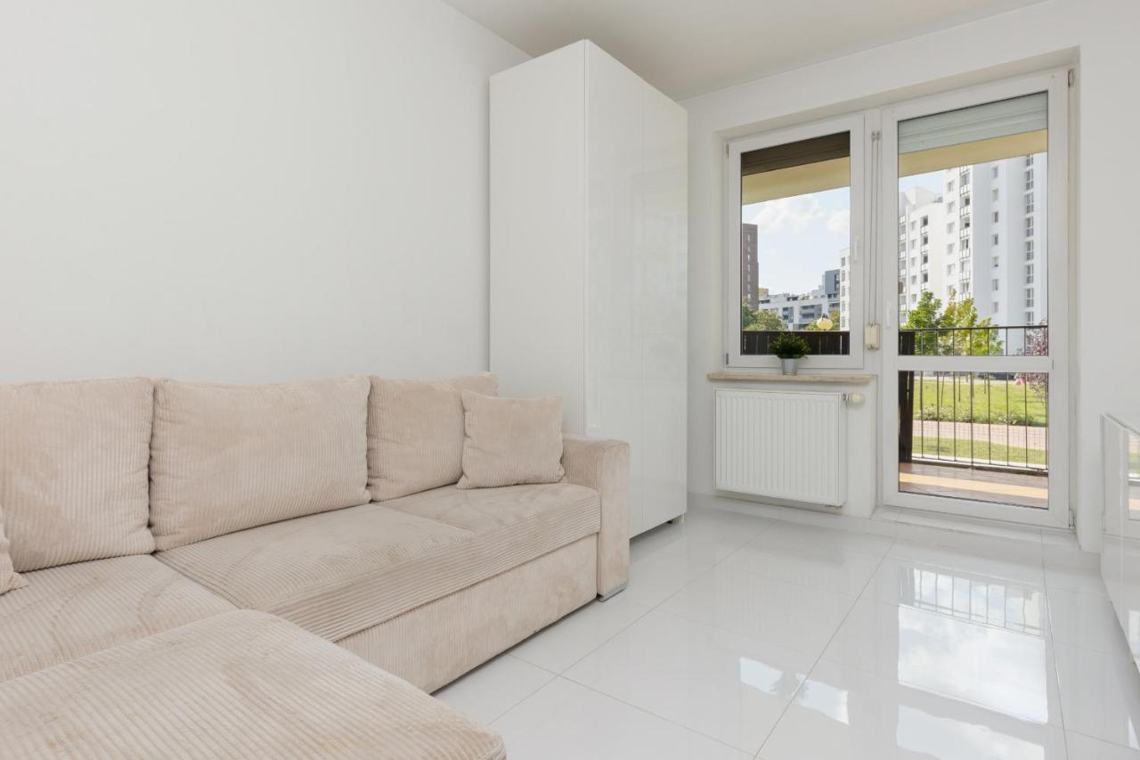 Metro Targowek Spacious Apartment With Parking By Noclegi Renters Warszawa Zewnętrze zdjęcie